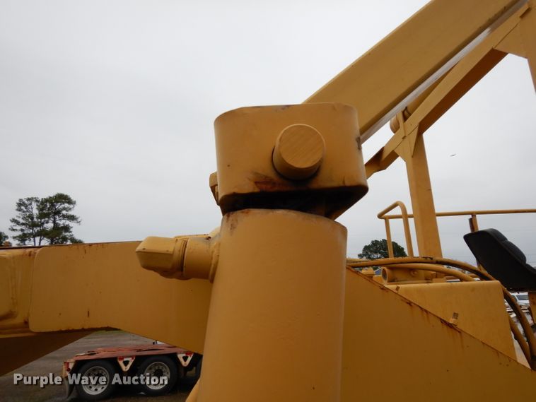 image for item DH2364 Caterpillar RR-250 soil stabilizer