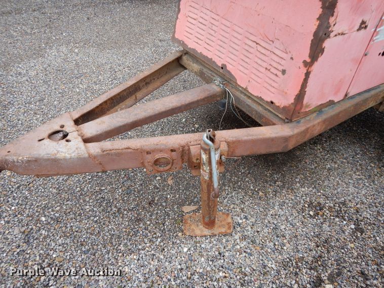 image for item DH2369 MQ Power Whisperweld welder/generator