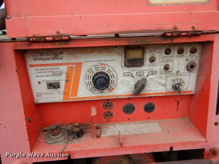 image for item DH2369 MQ Power Whisperweld welder/generator
