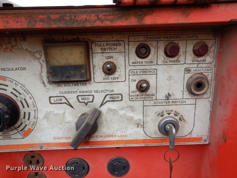 image for item DH2369 MQ Power Whisperweld welder/generator