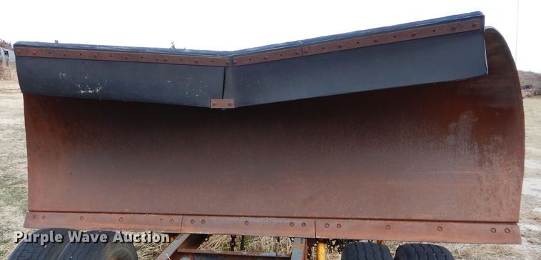 image for item DH3729 1994 Volvo Autocar semi truck