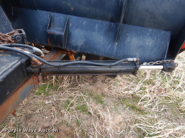 image for item DH3729 1994 Volvo Autocar semi truck