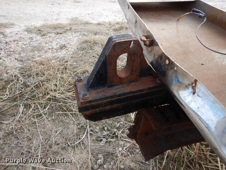 image for item DH3729 1994 Volvo Autocar semi truck