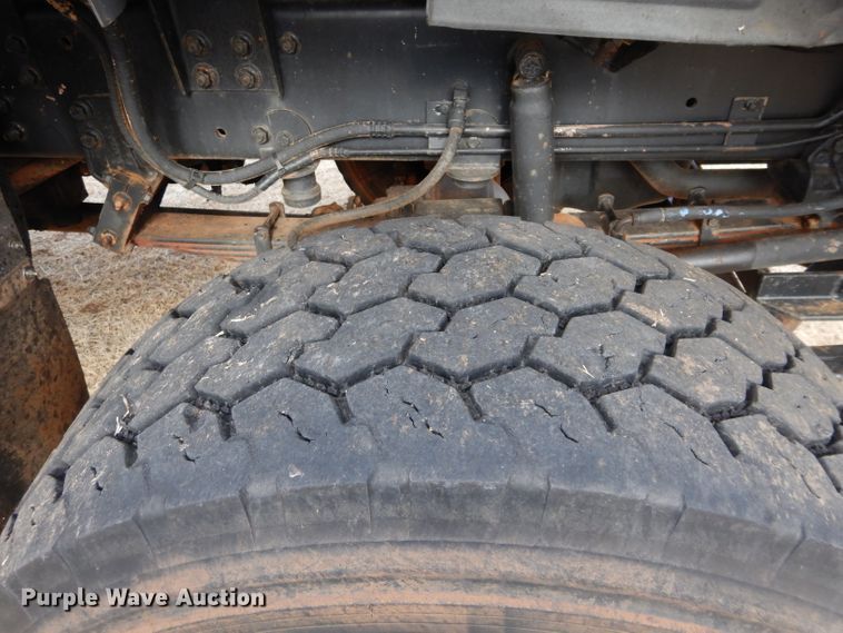 image for item DH3729 1994 Volvo Autocar semi truck