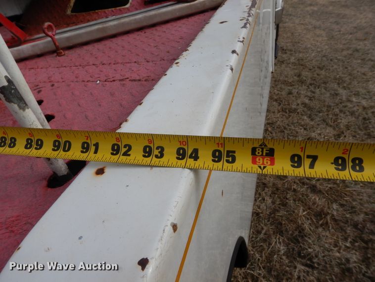 image for item DH3730 1996 International 4700 tow truck