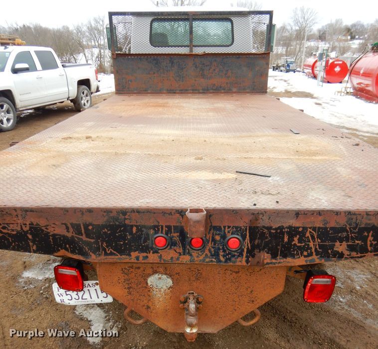 image for item DH4380 1995 International 4700 flatbed truck