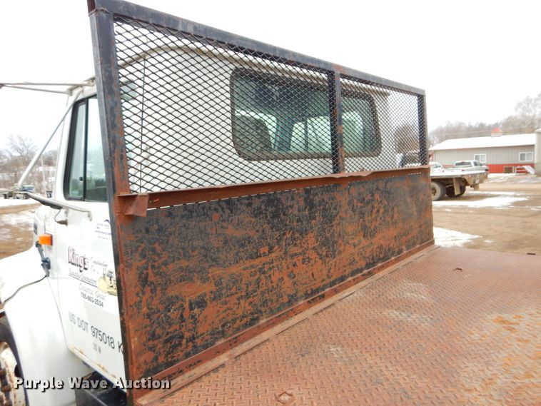 image for item DH4380 1995 International 4700 flatbed truck