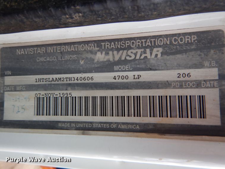 image for item DH4380 1995 International 4700 flatbed truck