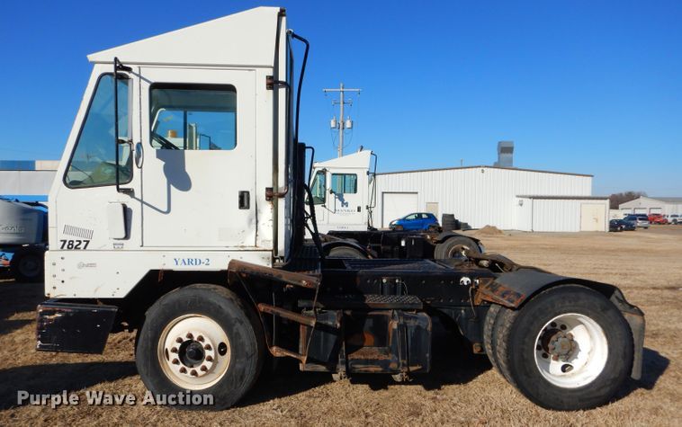 image for item DH4385 2004 Ottawa 30 yard truck