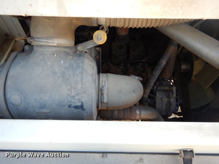 image for item DH4385 2004 Ottawa 30 yard truck