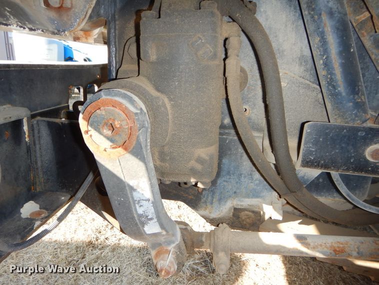 image for item DH4385 2004 Ottawa 30 yard truck