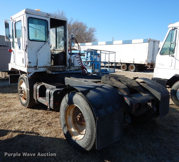 image for item DH4386 1990 Capacity yard truck
