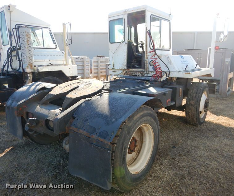 image for item DH4386 1990 Capacity yard truck