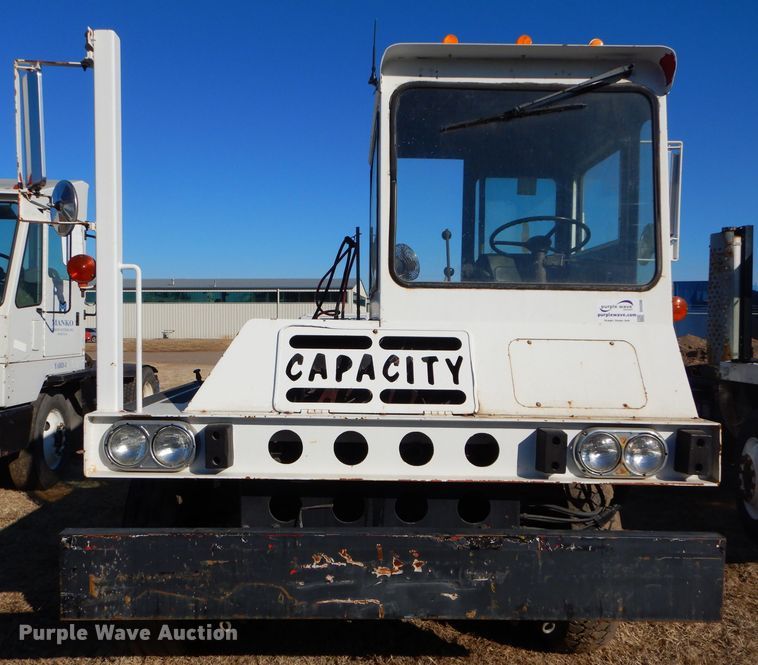 image for item DH4386 1990 Capacity yard truck