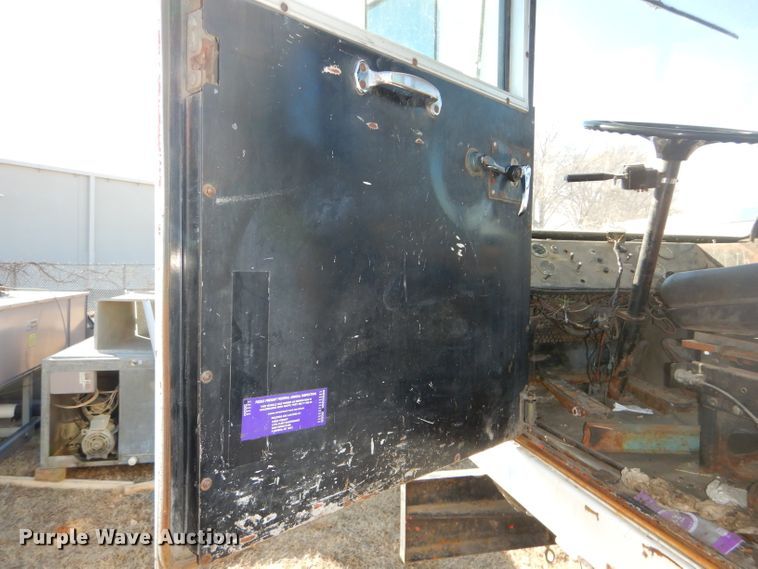 image for item DH4386 1990 Capacity yard truck