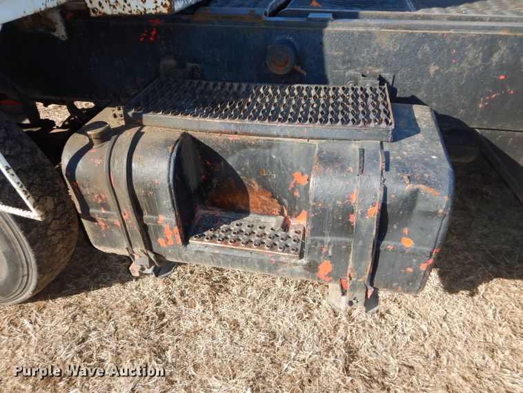 image for item DH4386 1990 Capacity yard truck