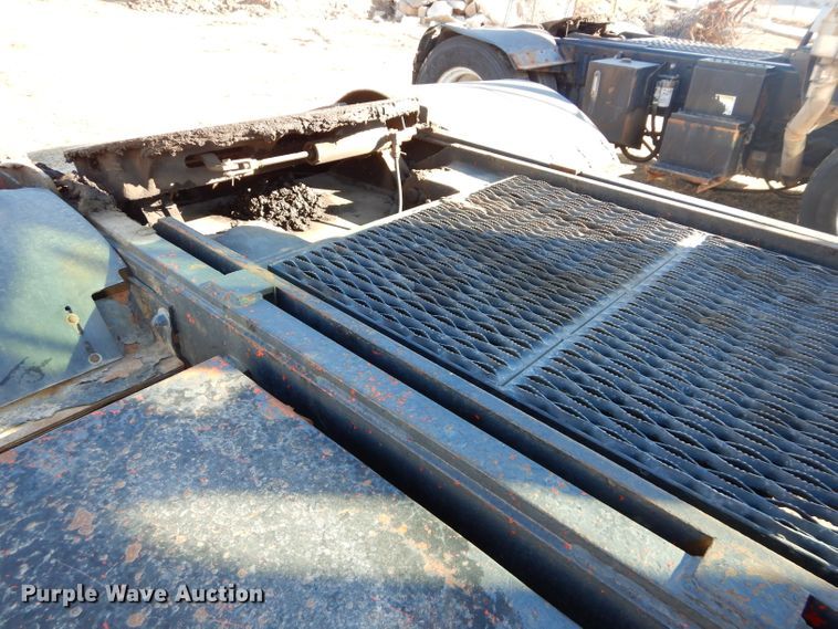 image for item DH4386 1990 Capacity yard truck