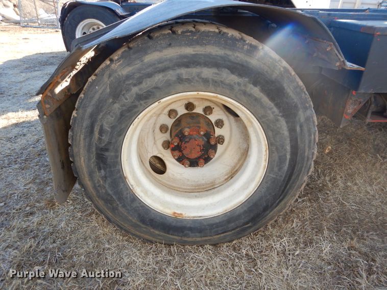 image for item DH4386 1990 Capacity yard truck