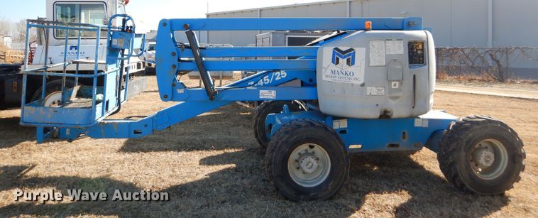 image for item DH4388 2000 Genie Z45/25 boom lift