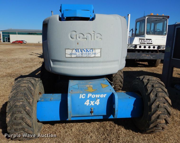 image for item DH4388 2000 Genie Z45/25 boom lift