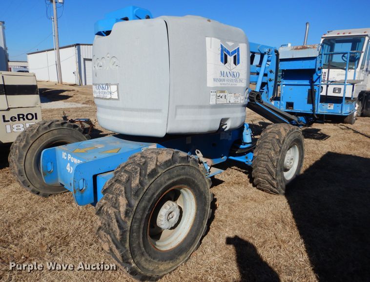 image for item DH4388 2000 Genie Z45/25 boom lift