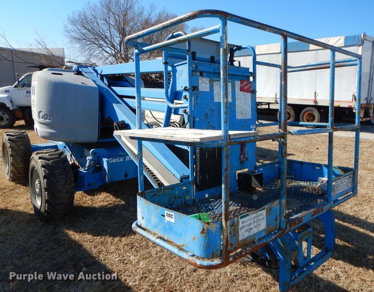 image for item DH4388 2000 Genie Z45/25 boom lift