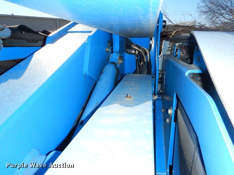 image for item DH4388 2000 Genie Z45/25 boom lift
