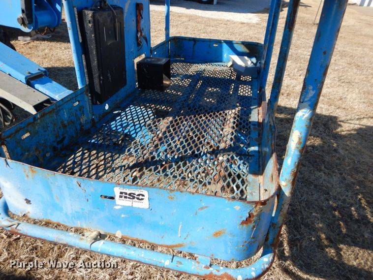 image for item DH4388 2000 Genie Z45/25 boom lift