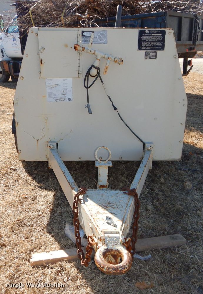 image for item DH4389 1995 Leroi 185DJF air compressor