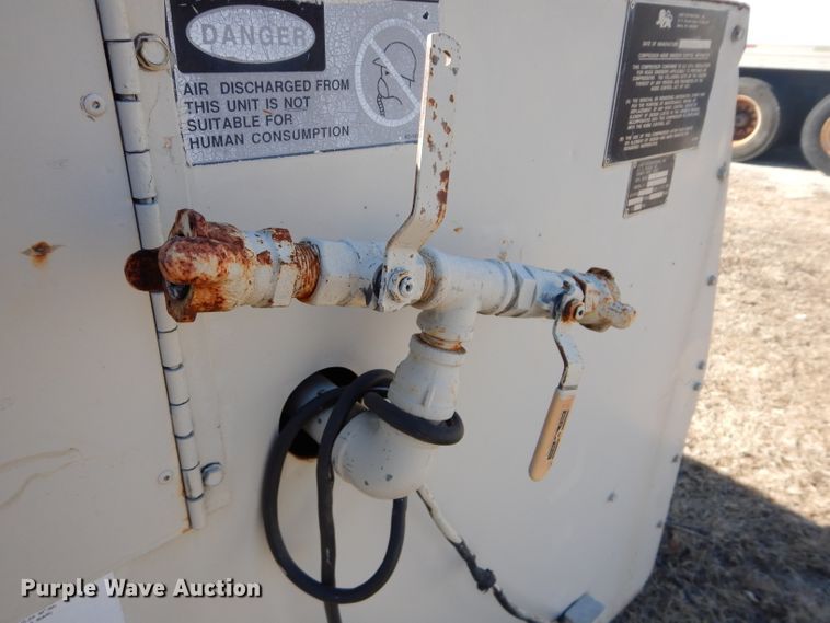 image for item DH4389 1995 Leroi 185DJF air compressor