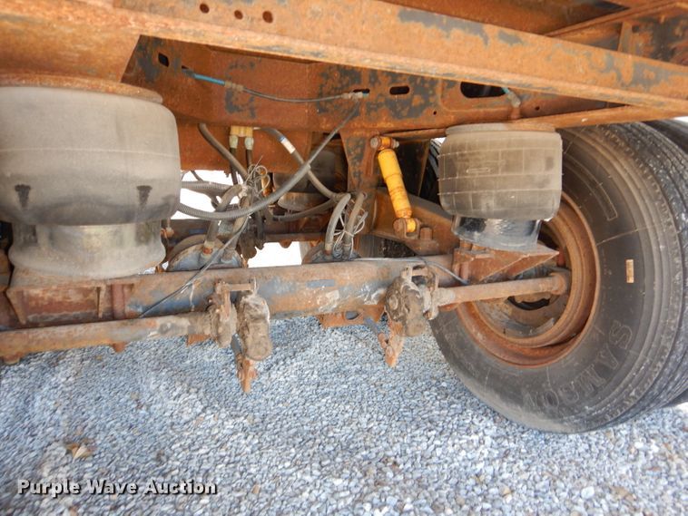 image for item DH4390 1999 Trailmobile dry van trailer