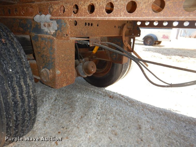 image for item DH4390 1999 Trailmobile dry van trailer