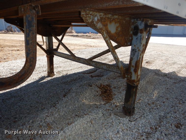 image for item DH4390 1999 Trailmobile dry van trailer