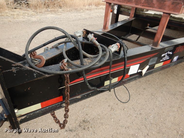 image for item DH4787 1999 Travalong equipment trailer