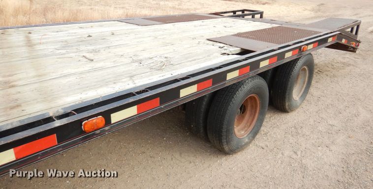 image for item DH4787 1999 Travalong equipment trailer