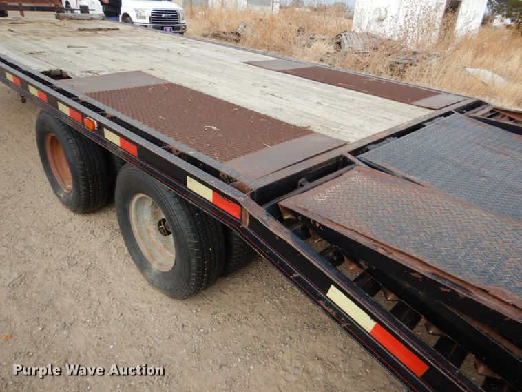 image for item DH4787 1999 Travalong equipment trailer