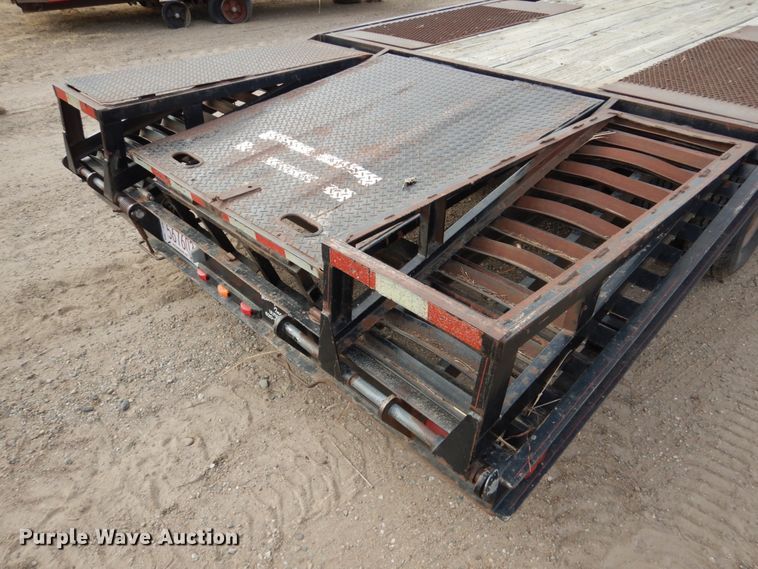image for item DH4787 1999 Travalong equipment trailer