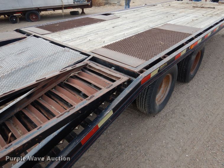 image for item DH4787 1999 Travalong equipment trailer