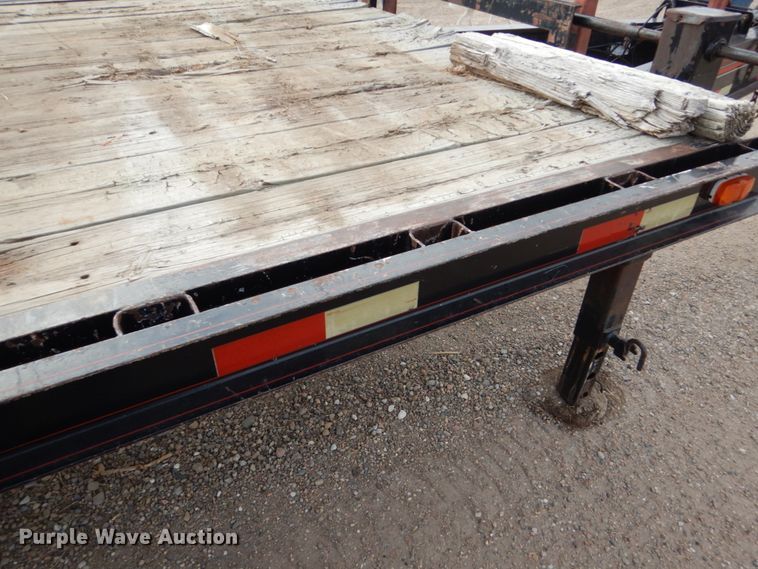 image for item DH4787 1999 Travalong equipment trailer