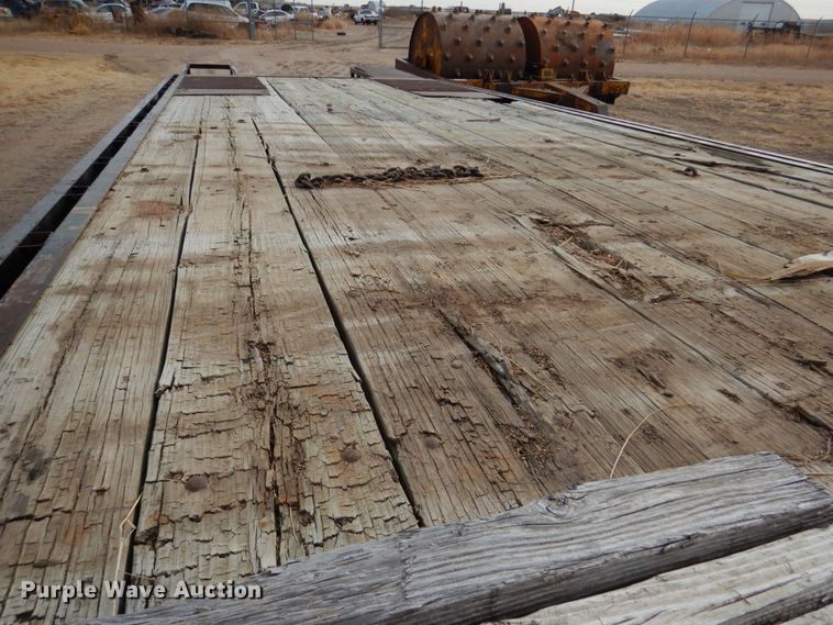 image for item DH4787 1999 Travalong equipment trailer