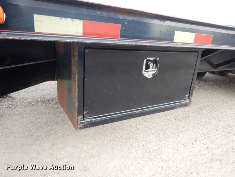 image for item DH4787 1999 Travalong equipment trailer