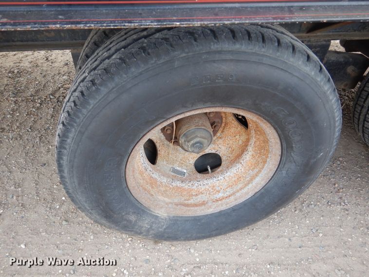 image for item DH4787 1999 Travalong equipment trailer