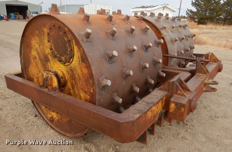 image for item DH4789 F.W. McCoy Co sheepsfoot double drum roller