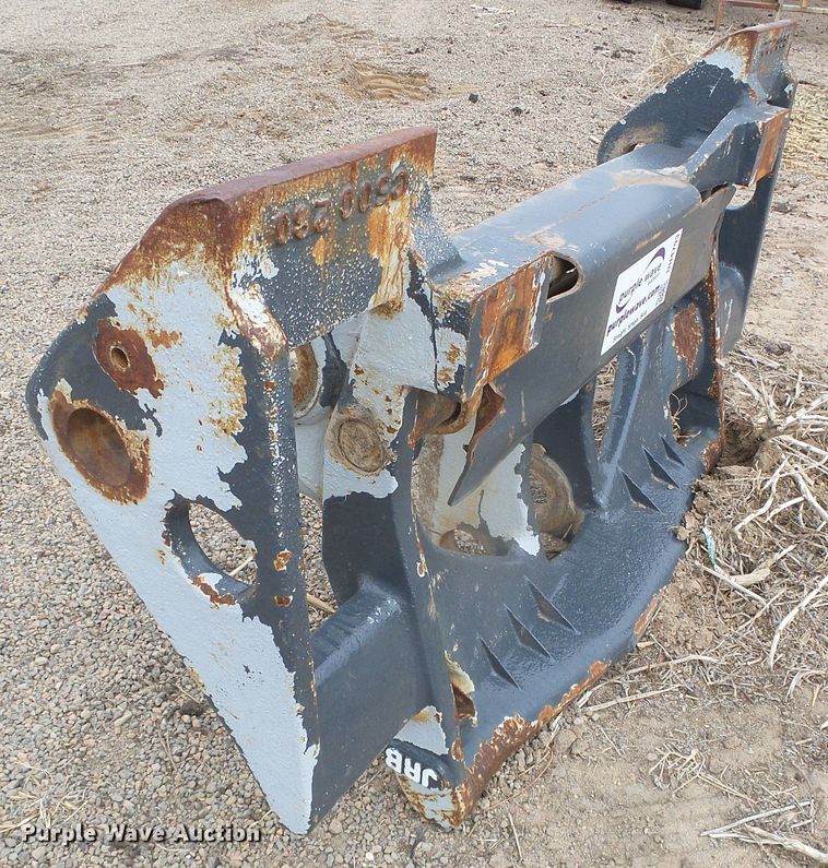 image for item DH4793 Paladin 624 hydraulic quick coupler