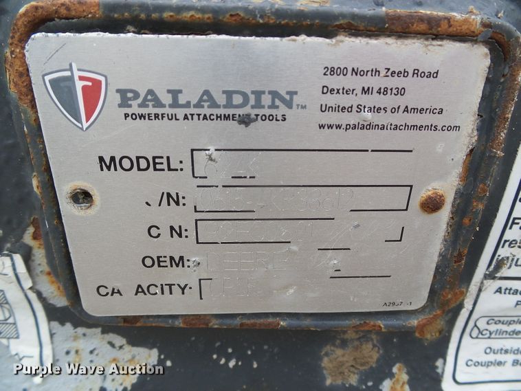 image for item DH4793 Paladin 624 hydraulic quick coupler