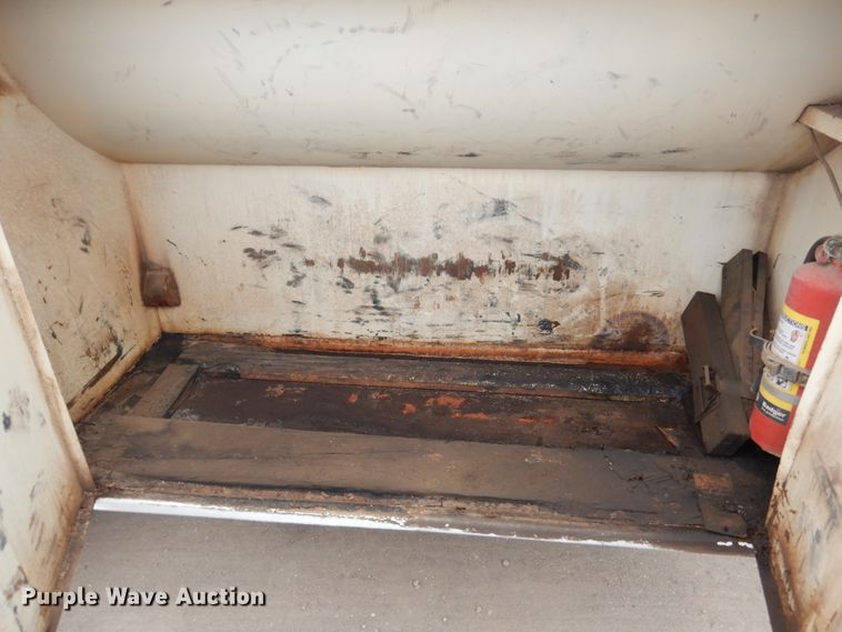 image for item DH4795 1977 Chevrolet C65 fuel truck