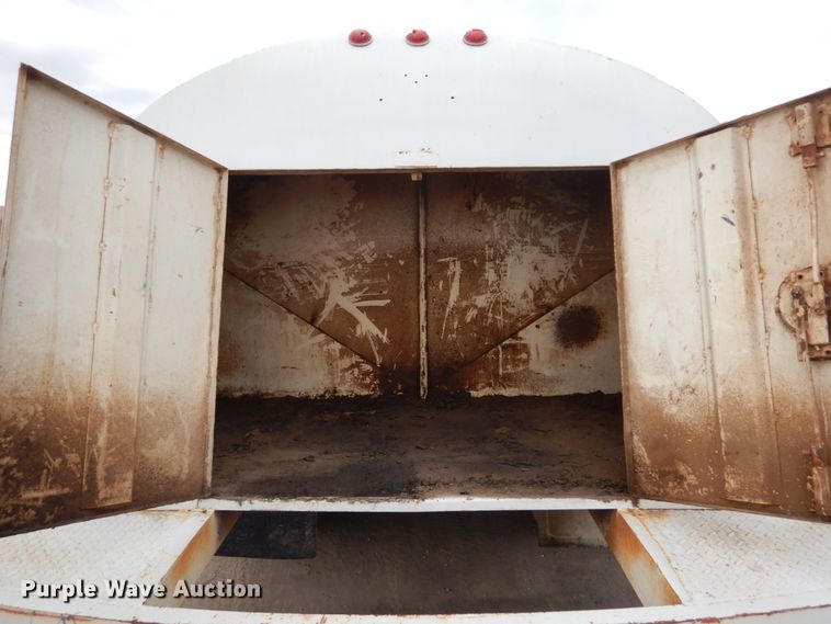 image for item DH4795 1977 Chevrolet C65 fuel truck