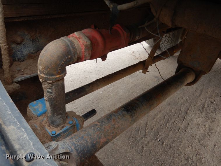 image for item DH4795 1977 Chevrolet C65 fuel truck