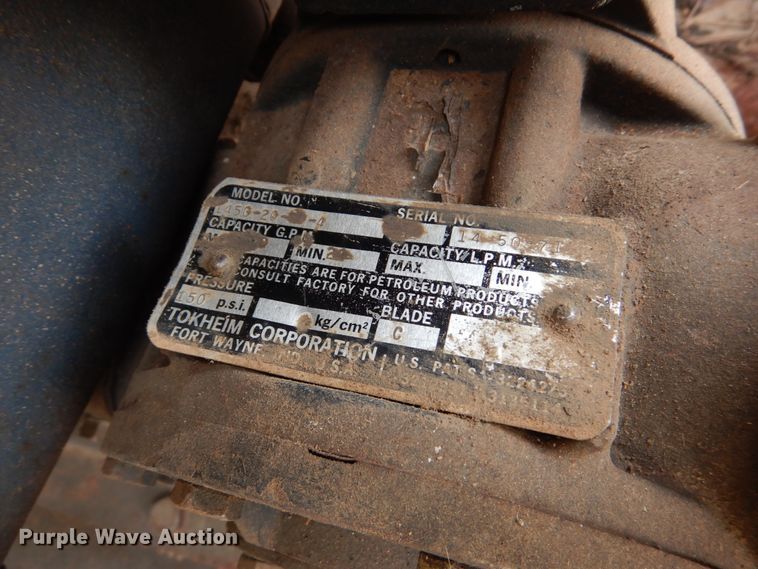 image for item DH4795 1977 Chevrolet C65 fuel truck