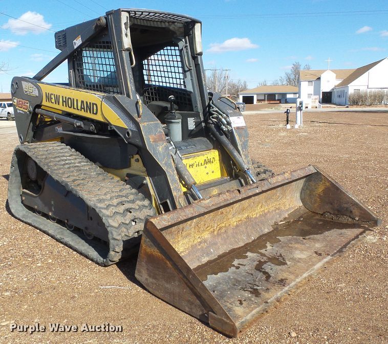 image for item DH4808 2007 New Holland C185 skid steer